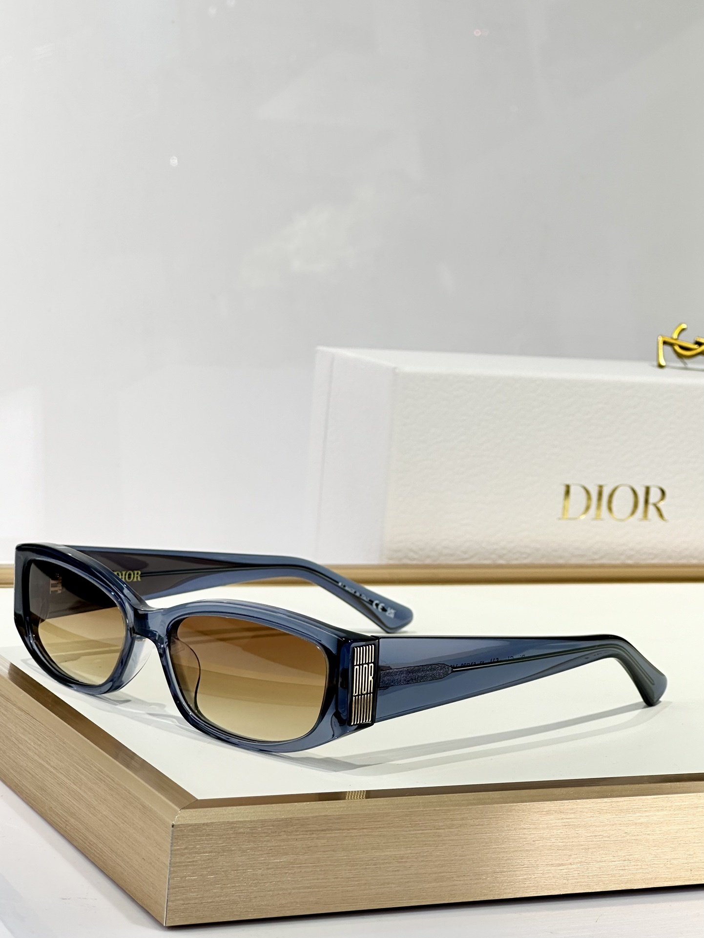 Dior Blue Acetate Sunglasses – Brown Gradient Lenses