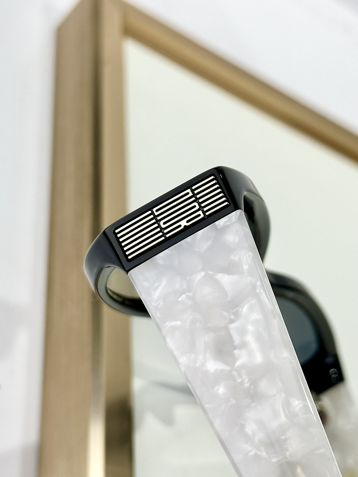 Dior Signature Rectangular Sunglasses – Luxury Women’s Eyewear