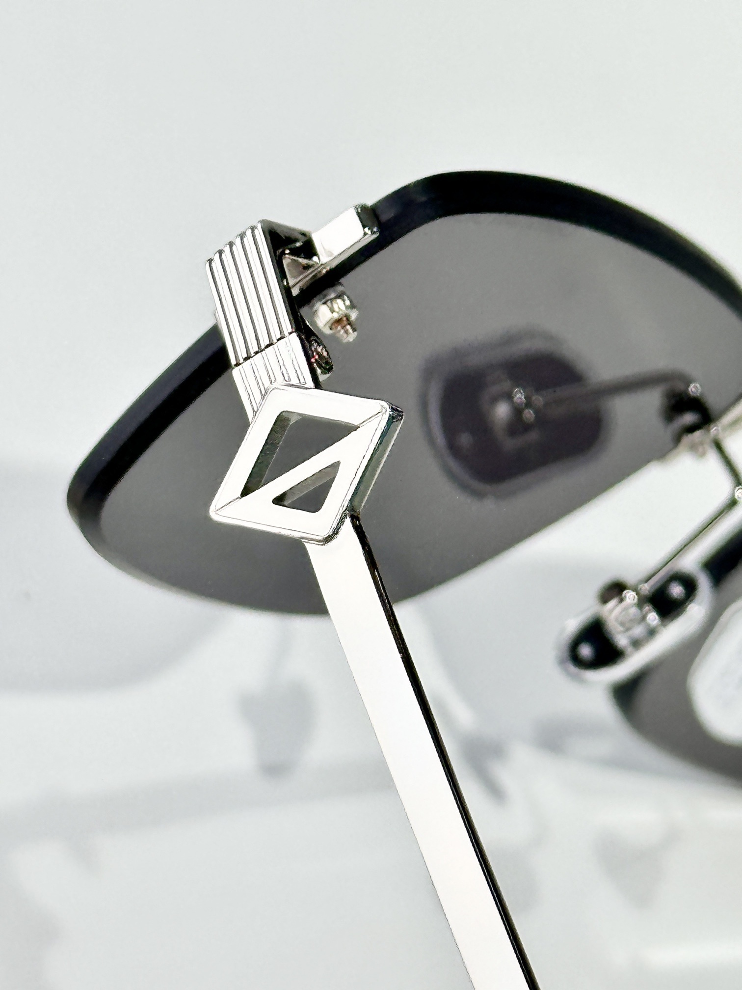 Dior CD Diamond S11U Gray Rectangular Sunglasses