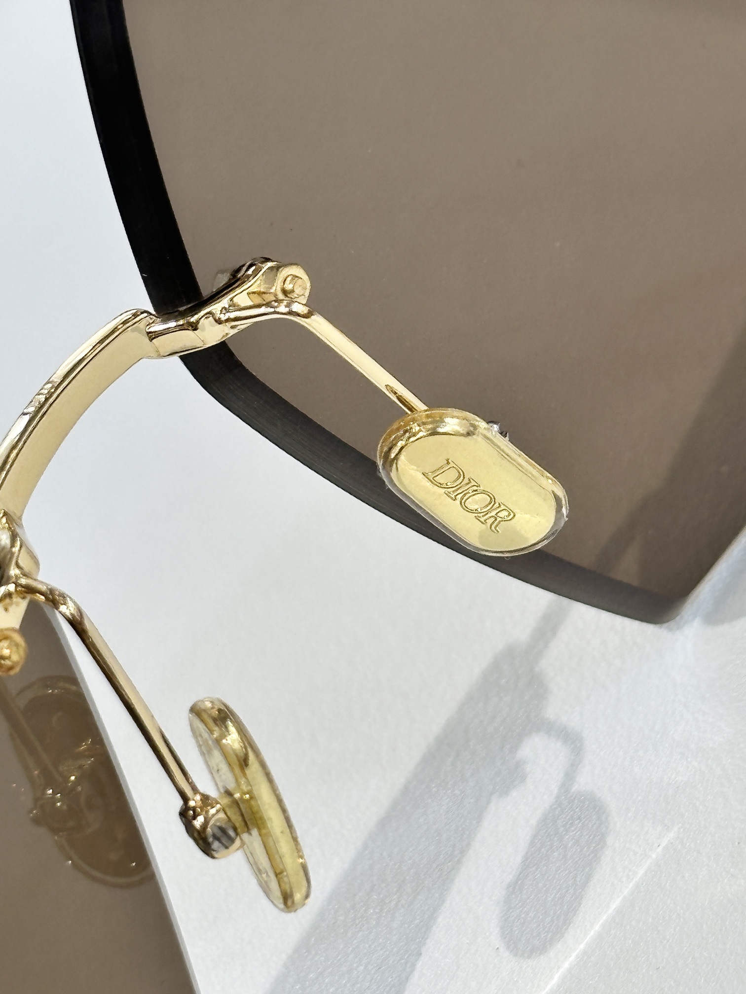 Dior Oversized Rimless Square Sunglasses – Luxury CD Logo