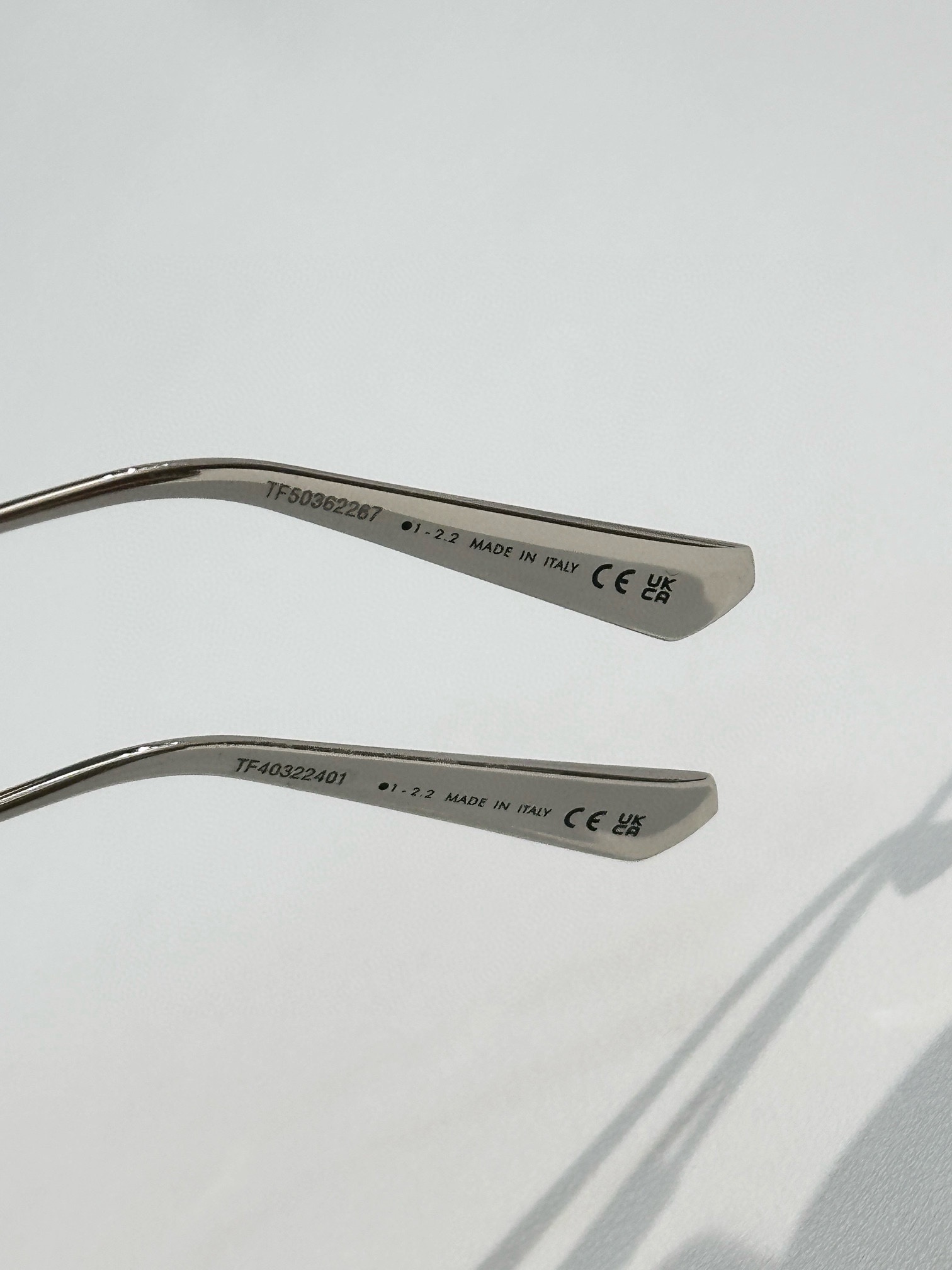 Dior Oversized Rimless Square Sunglasses – Luxury CD Logo