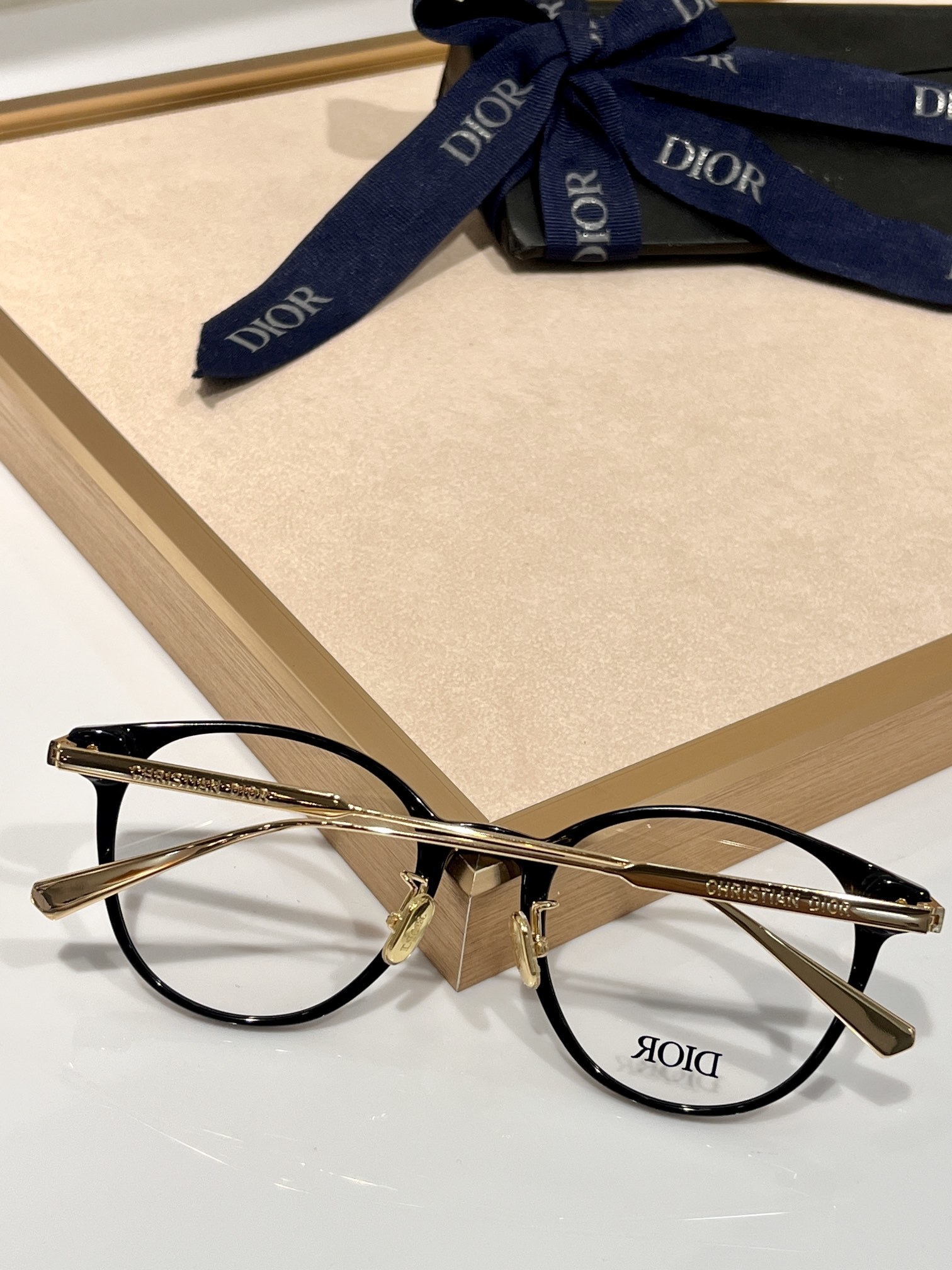 Dior Luxury Round Eyeglasses – Elegant Designer Optical Frames