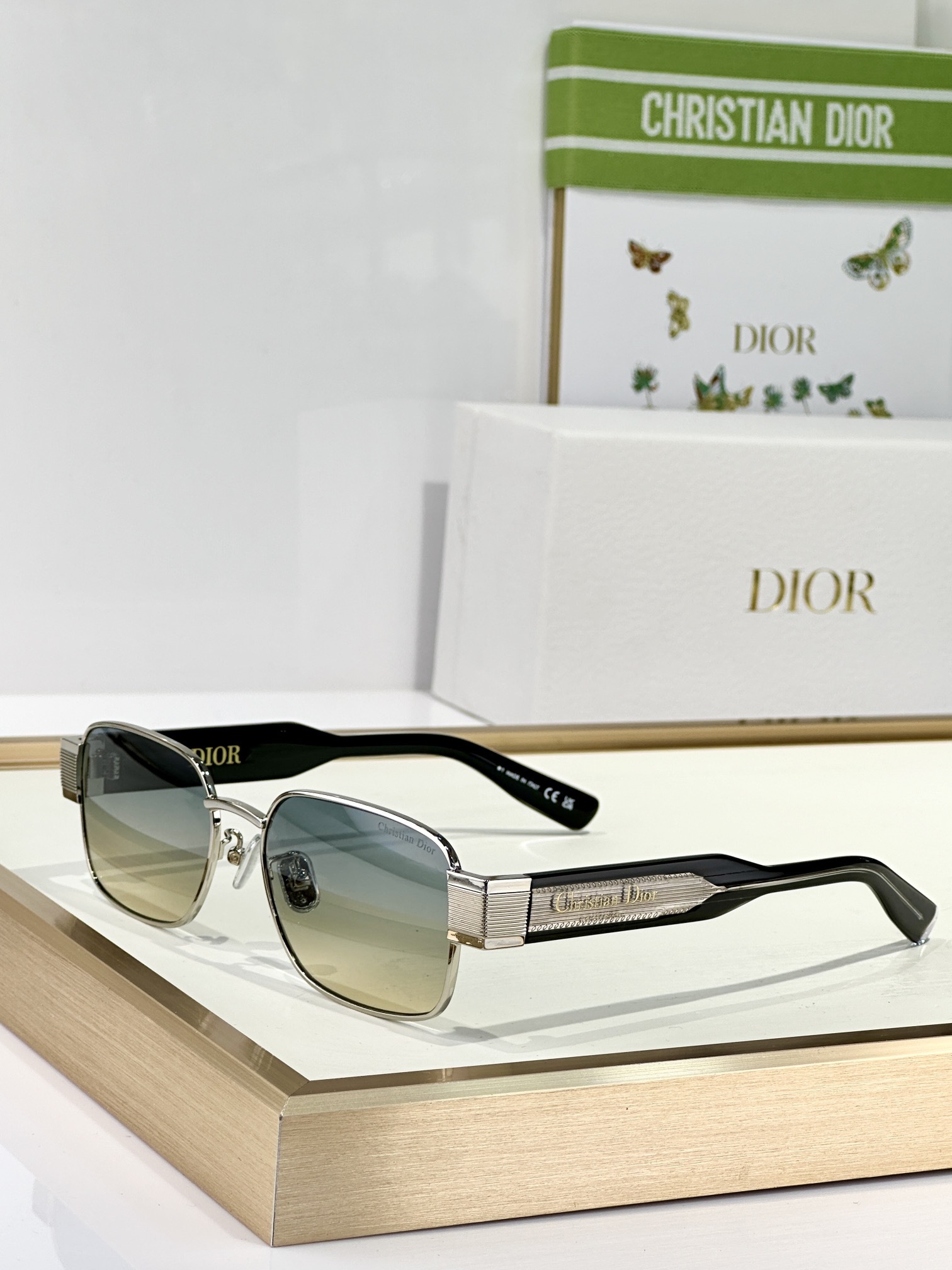 Christian Dior Luxury Rectangular Sunglasses – Designer Eyewear