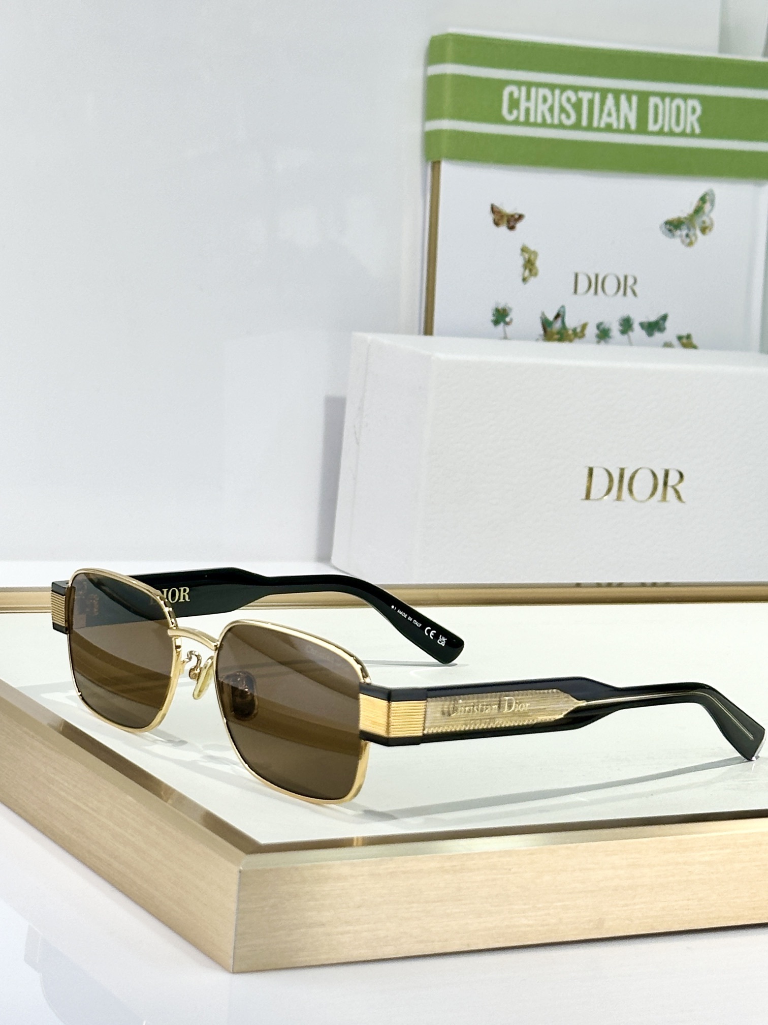 Christian Dior Luxury Rectangular Sunglasses – Designer Eyewear