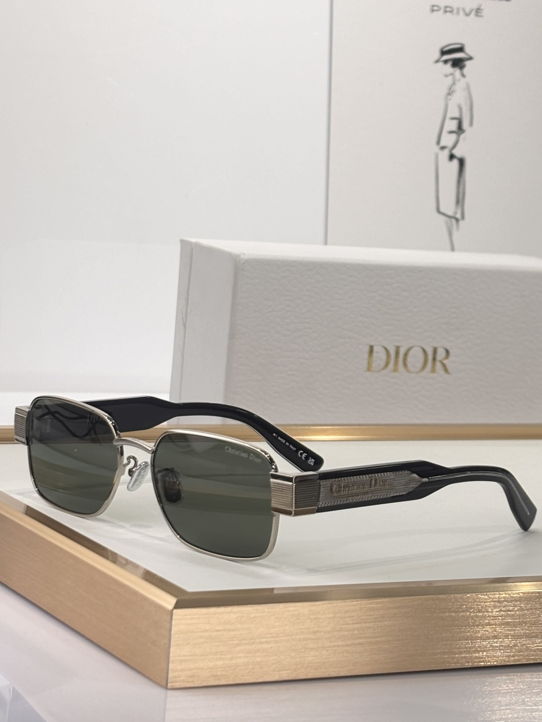 Christian Dior Luxury Rectangular Sunglasses – Designer Eyewear