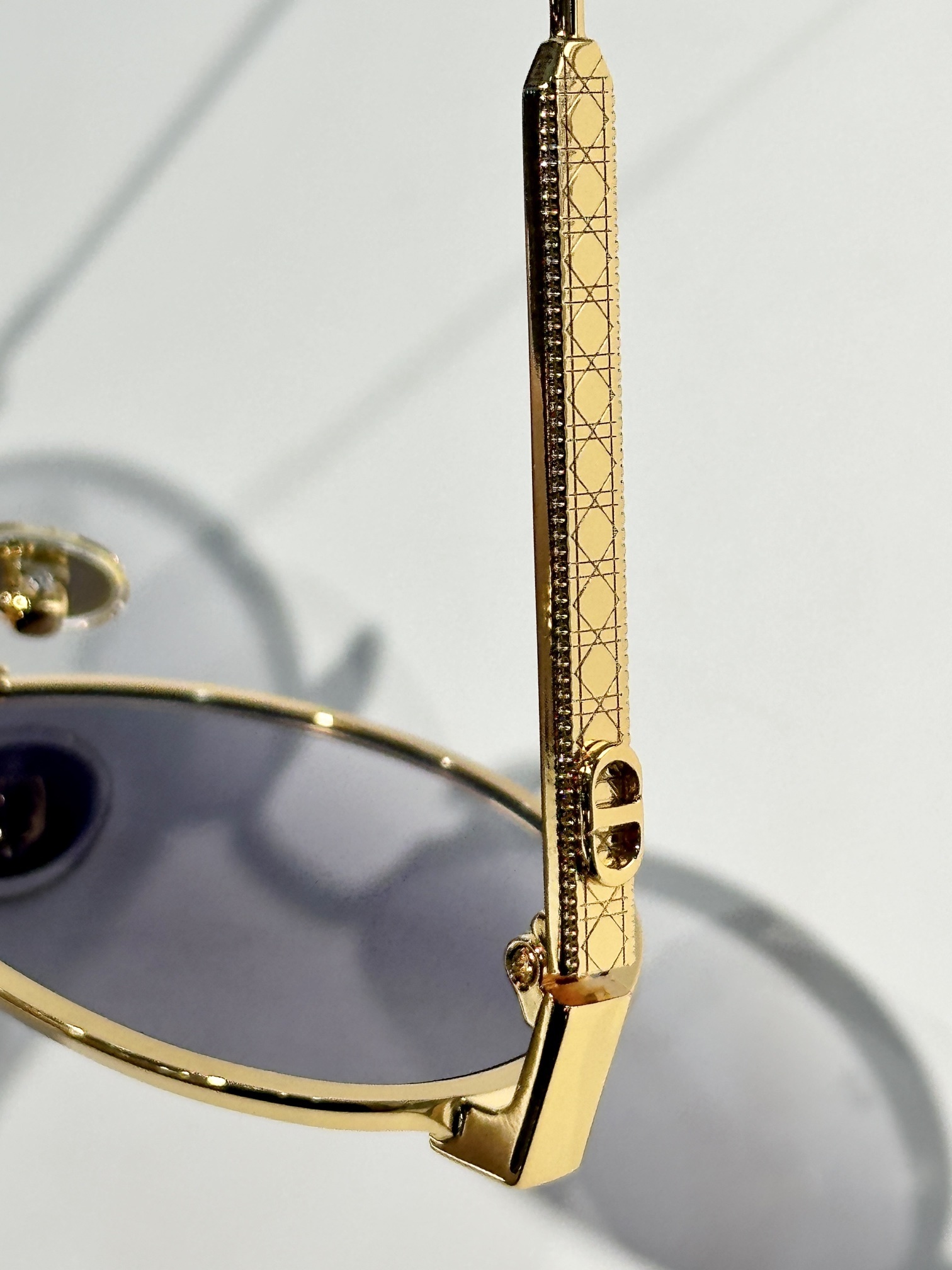 DiorCannage R1U Luxury Gradient Gray Oval Sunglasses