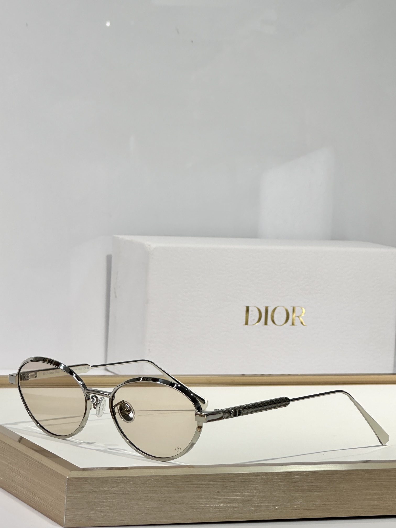 Dior Luxury Round Metal Sunglasses – Designer Fashion Eyewear