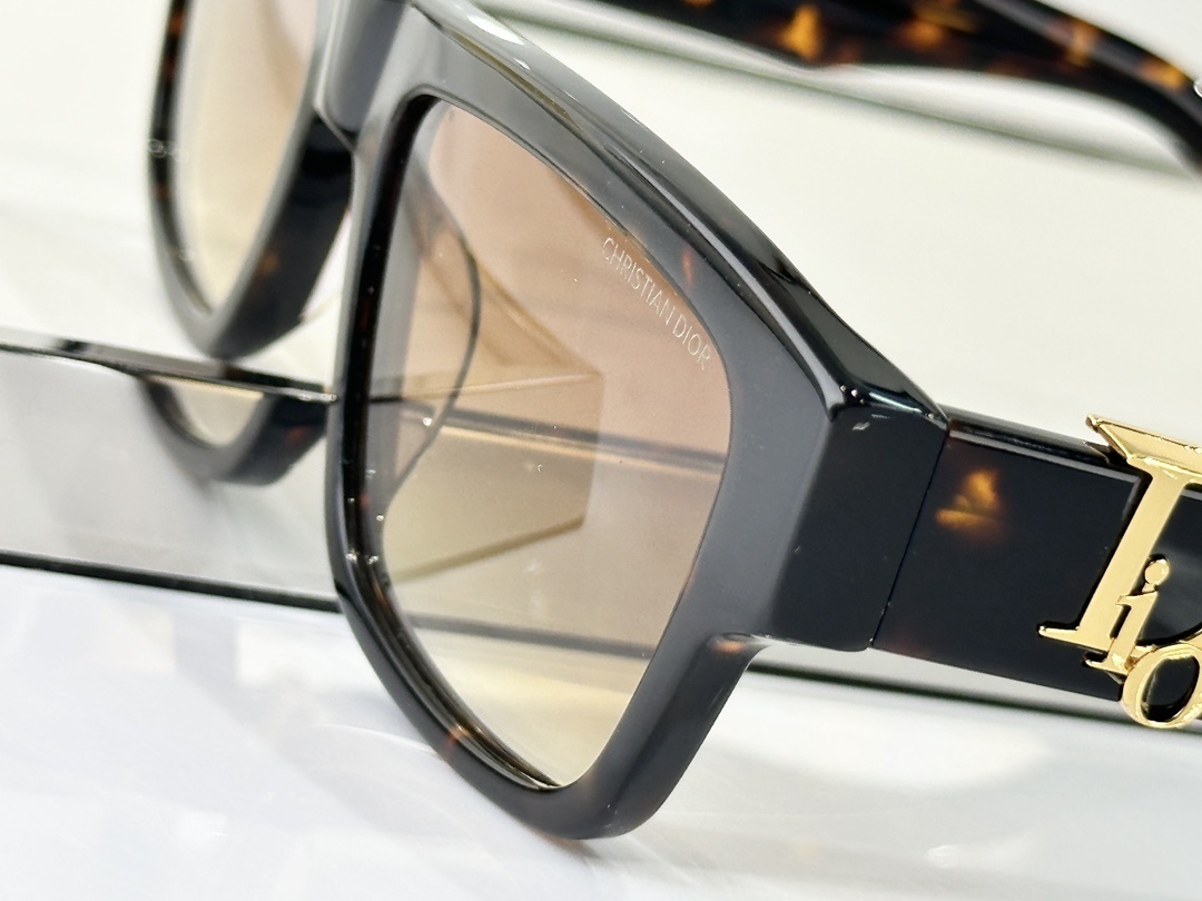 Christian Dior Luxury Rectangular Sunglasses for Men & Women