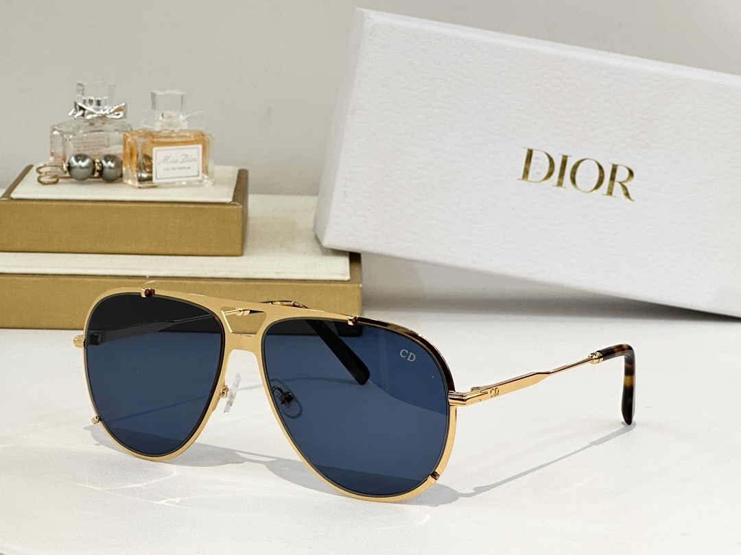 Dior Aviator Gold Frame Sunglasses – Luxury Pilot Eyewear