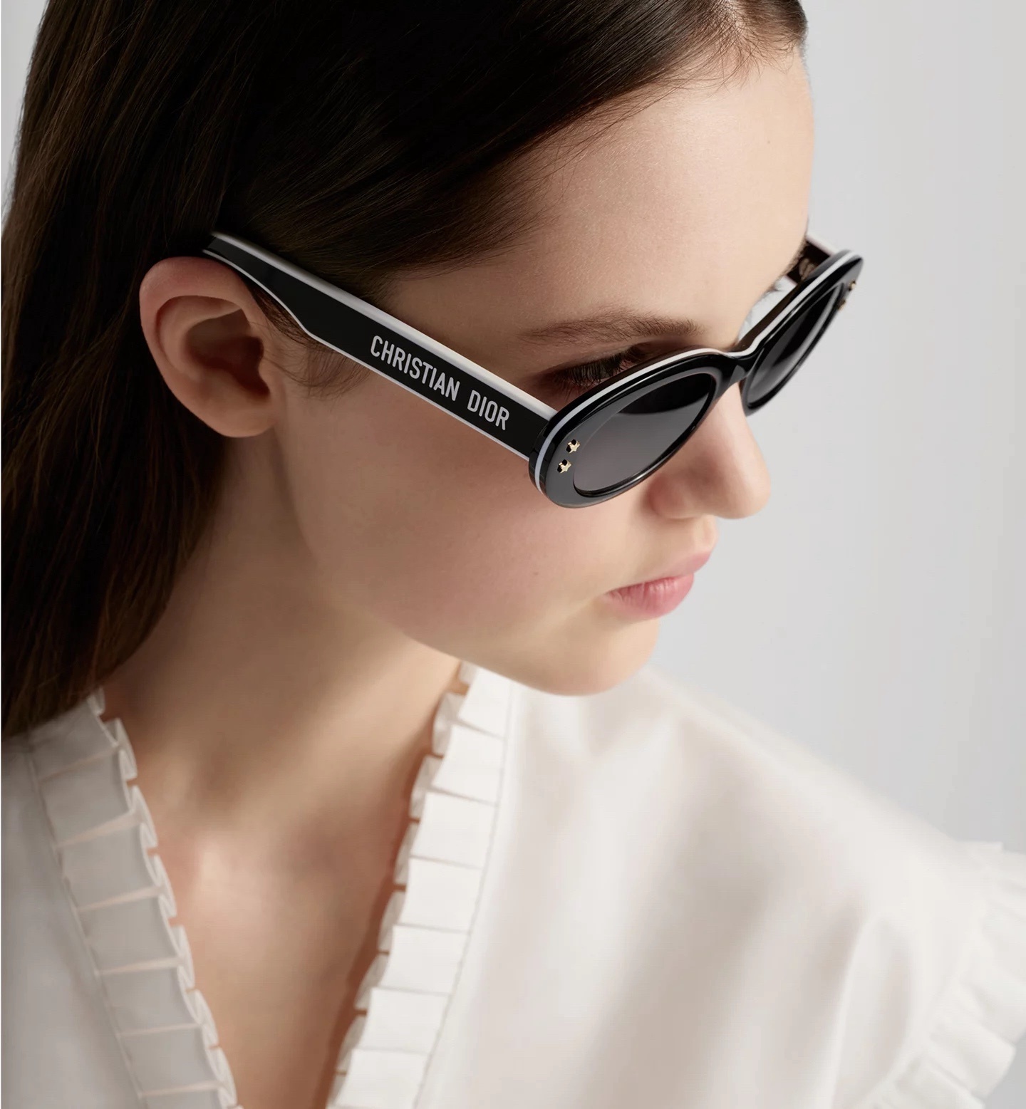 DiorPacific B4F Oval Sunglasses – Black & White Luxury Eyewear