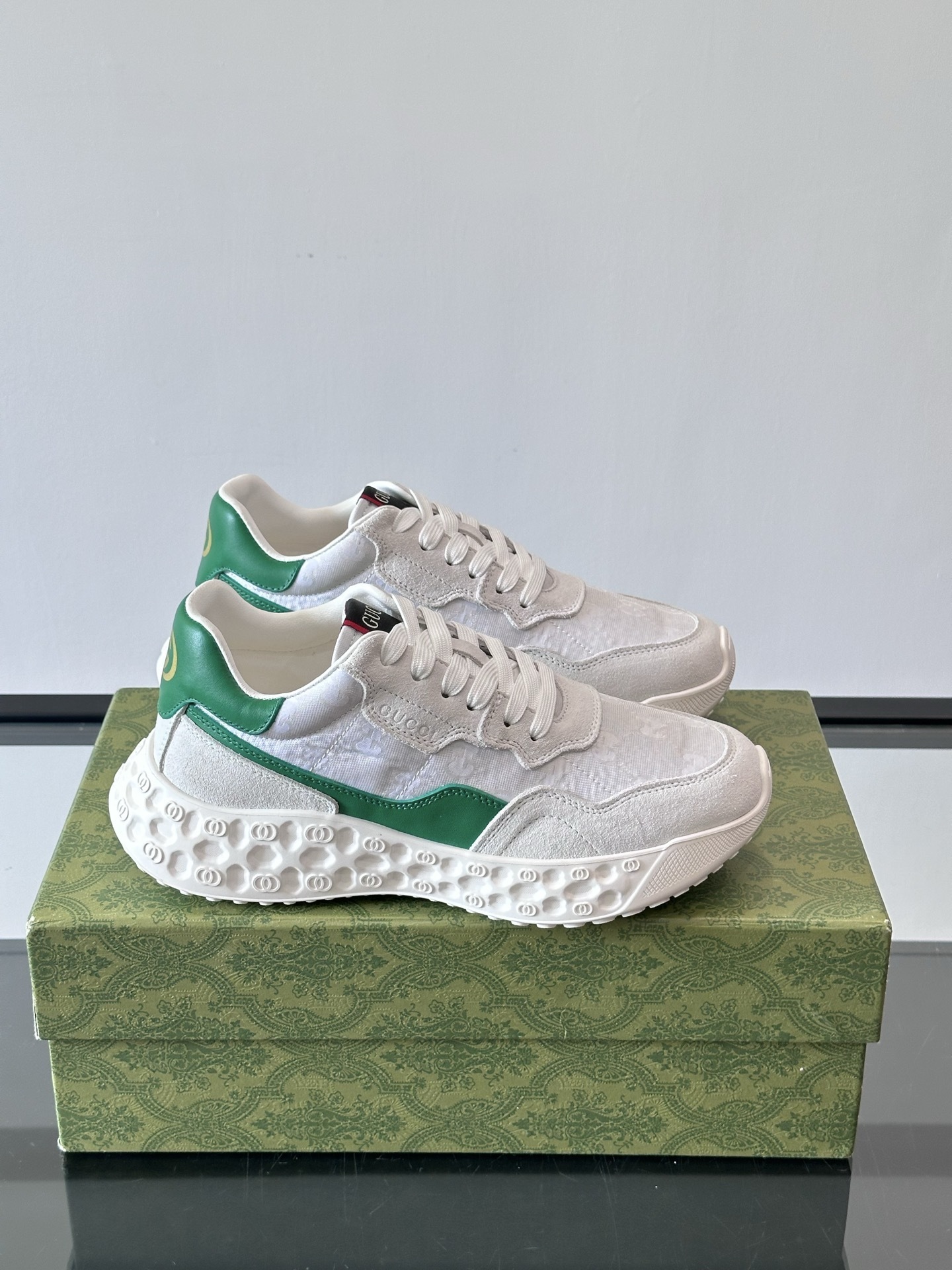 Gucci Mac80 Men's Sneakers in White and Green Leather