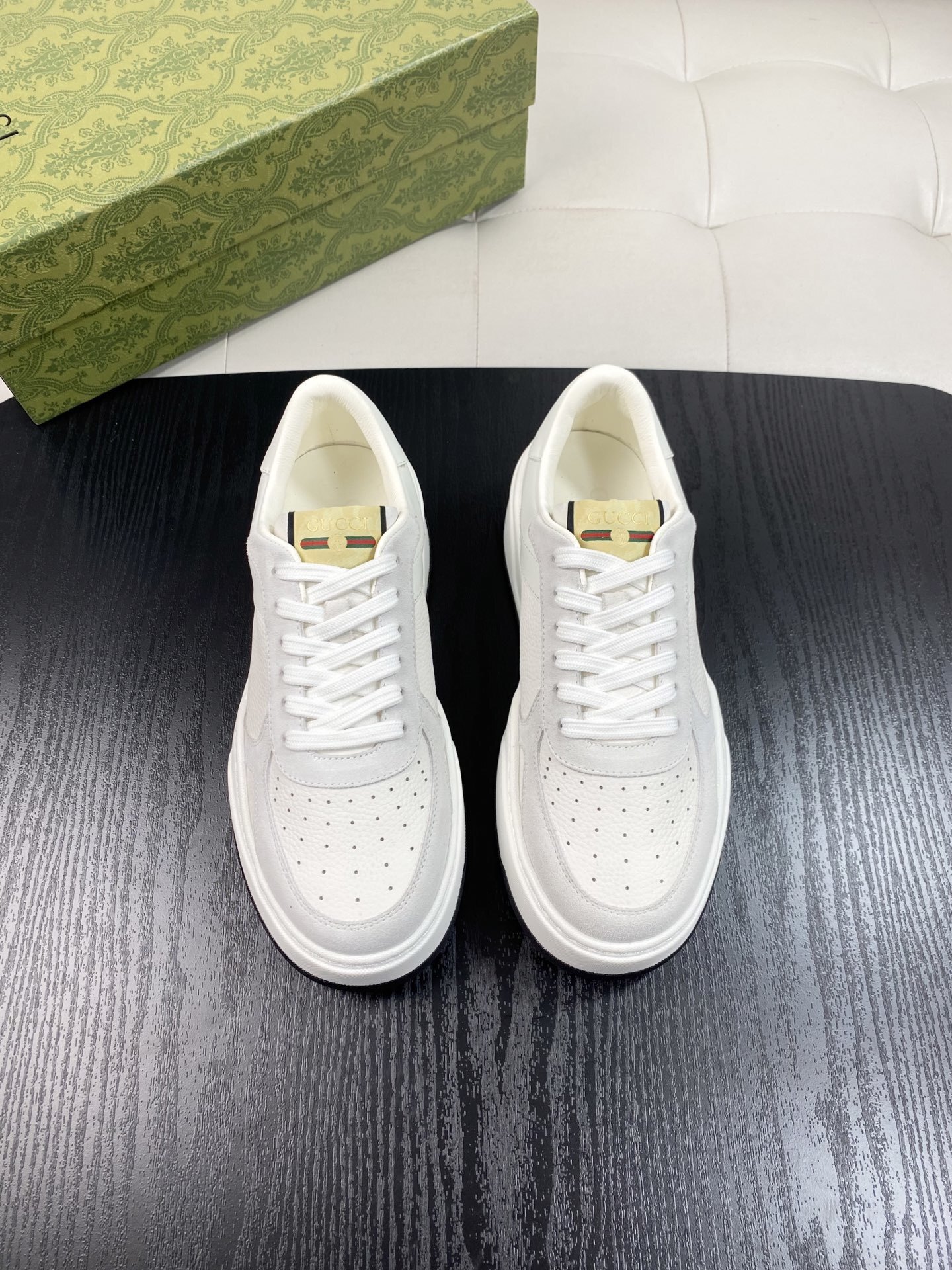 Gucci Men's White Leather Chunky Sneakers with Vintage Logo