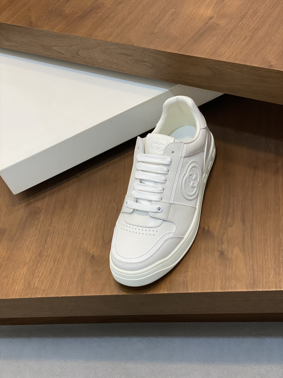 Gucci Men’s Interlocking G White Leather Sneakers