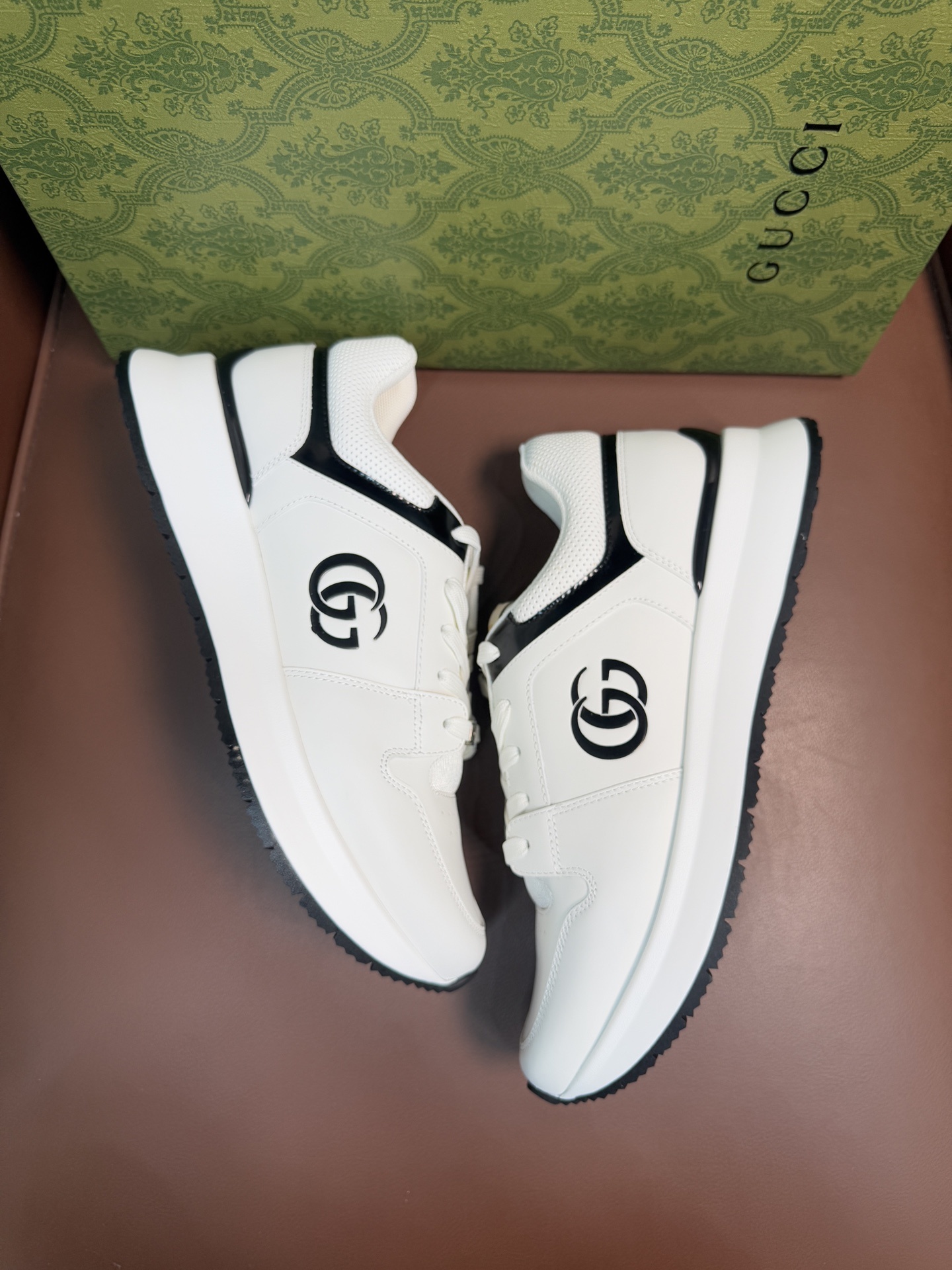 Gucci Men’s Interlocking G White Leather Sneakers