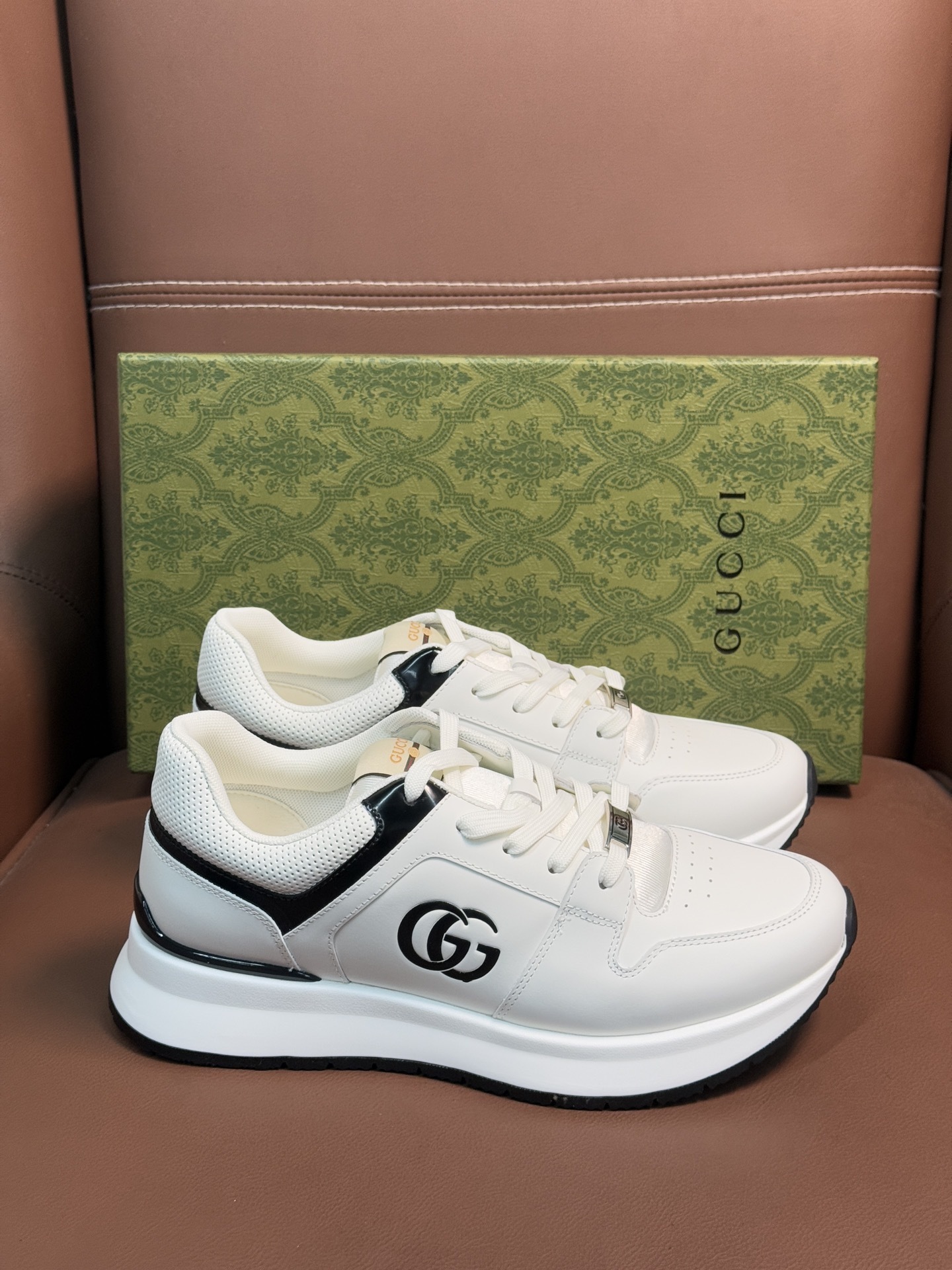 Gucci Men’s Interlocking G White Leather Sneakers