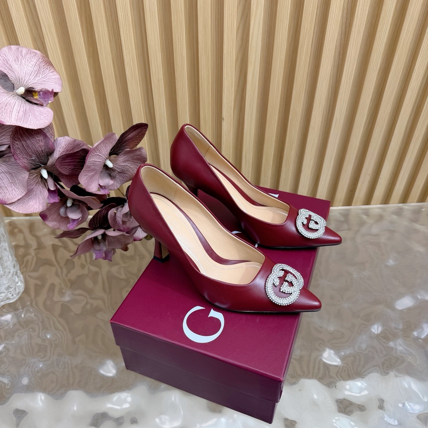 crystal Gucci Burgundy Leather Pumps