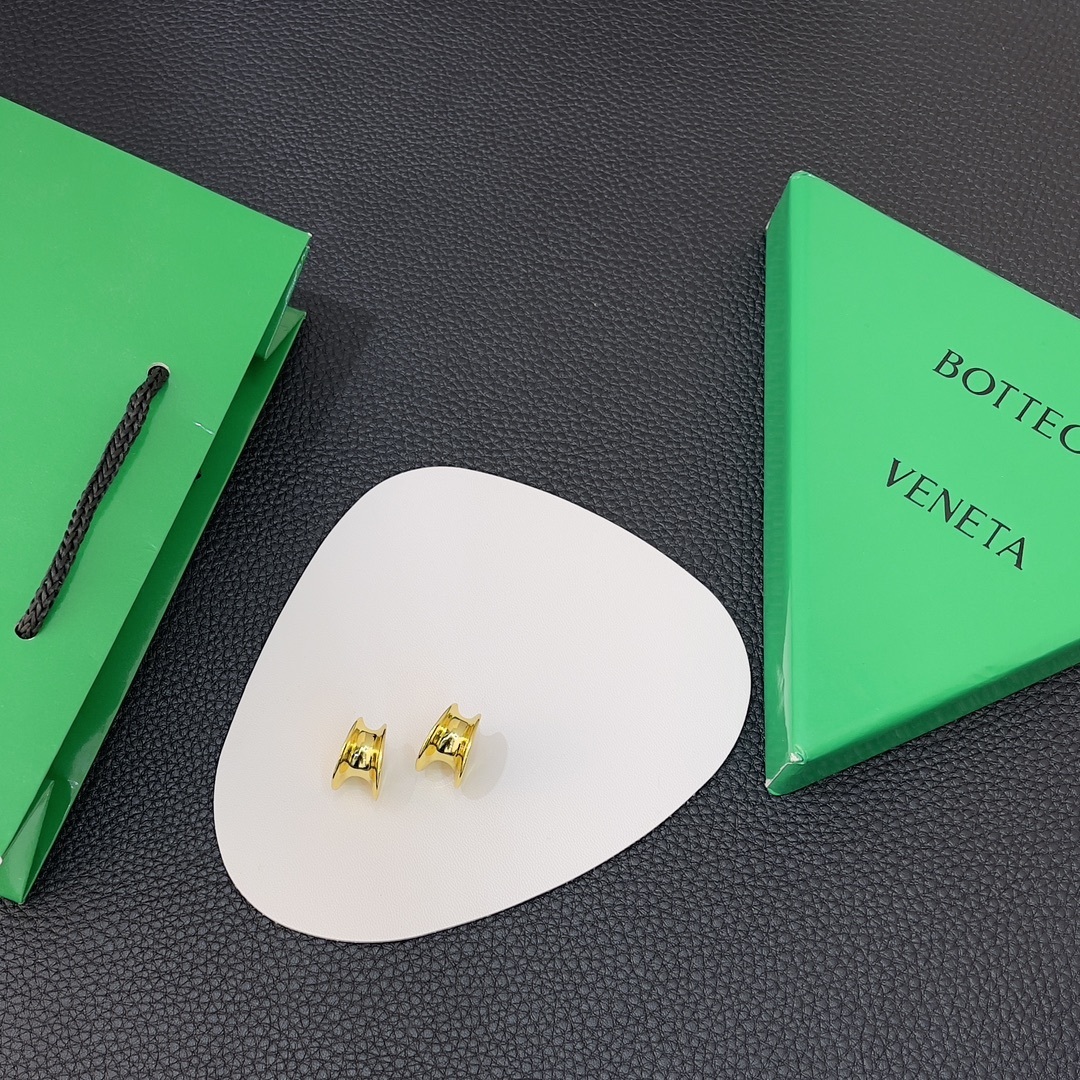 Bottega Veneta Gold Tone Hoop Earrings modern – Bottega Veneta Gold