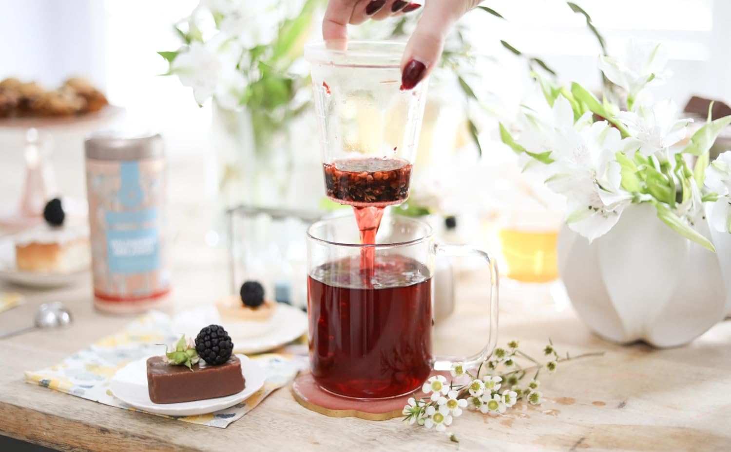 Teabloom Loose Tea Microdot Glass Mug with Lid – 12oz Single-Serve Borosilicate Glass Cup with Infuser for Hot and Cold Beverages - Image 3