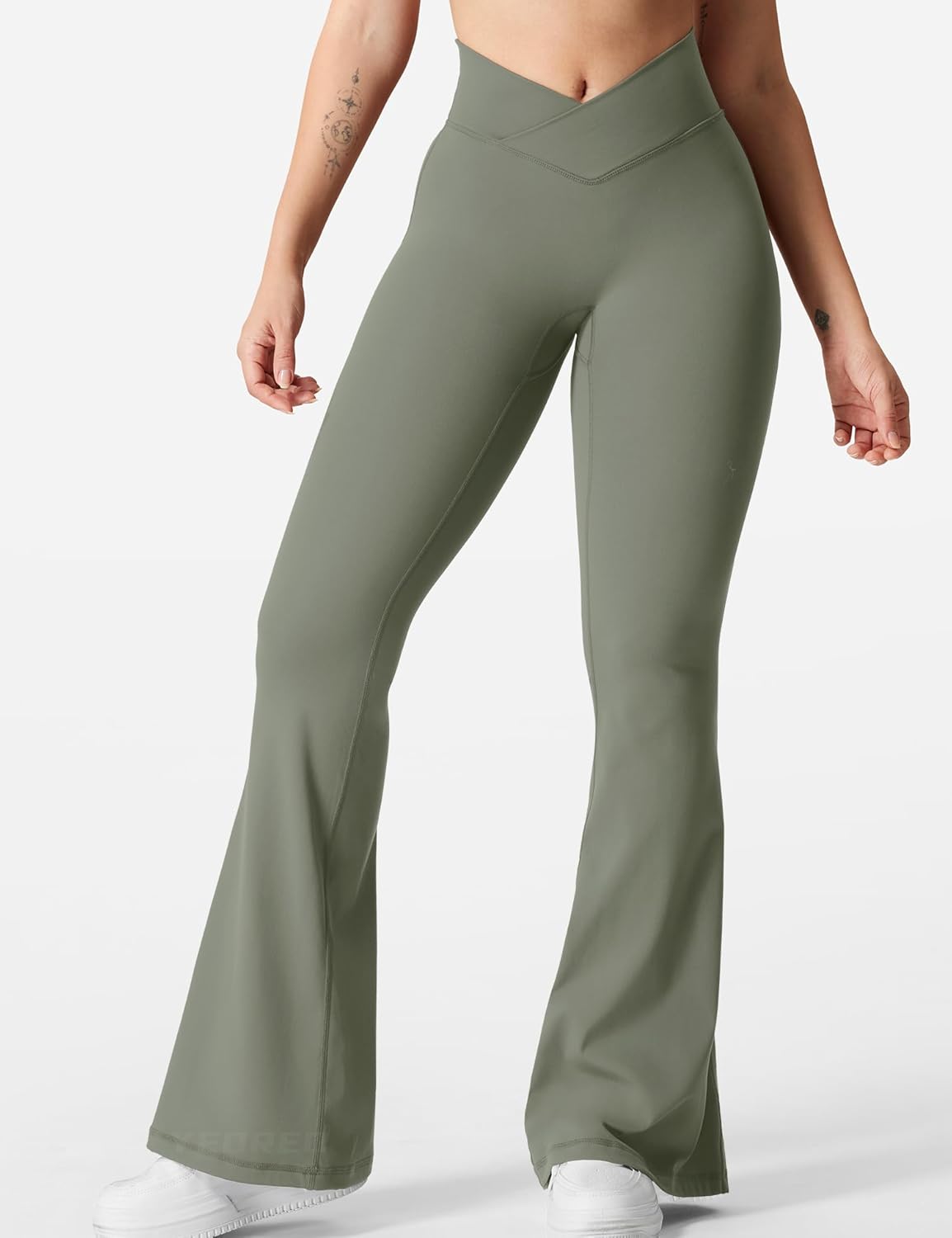 YEOREO Women's Kalie Flare Scrunch V Cross Waist Yoga Leggings