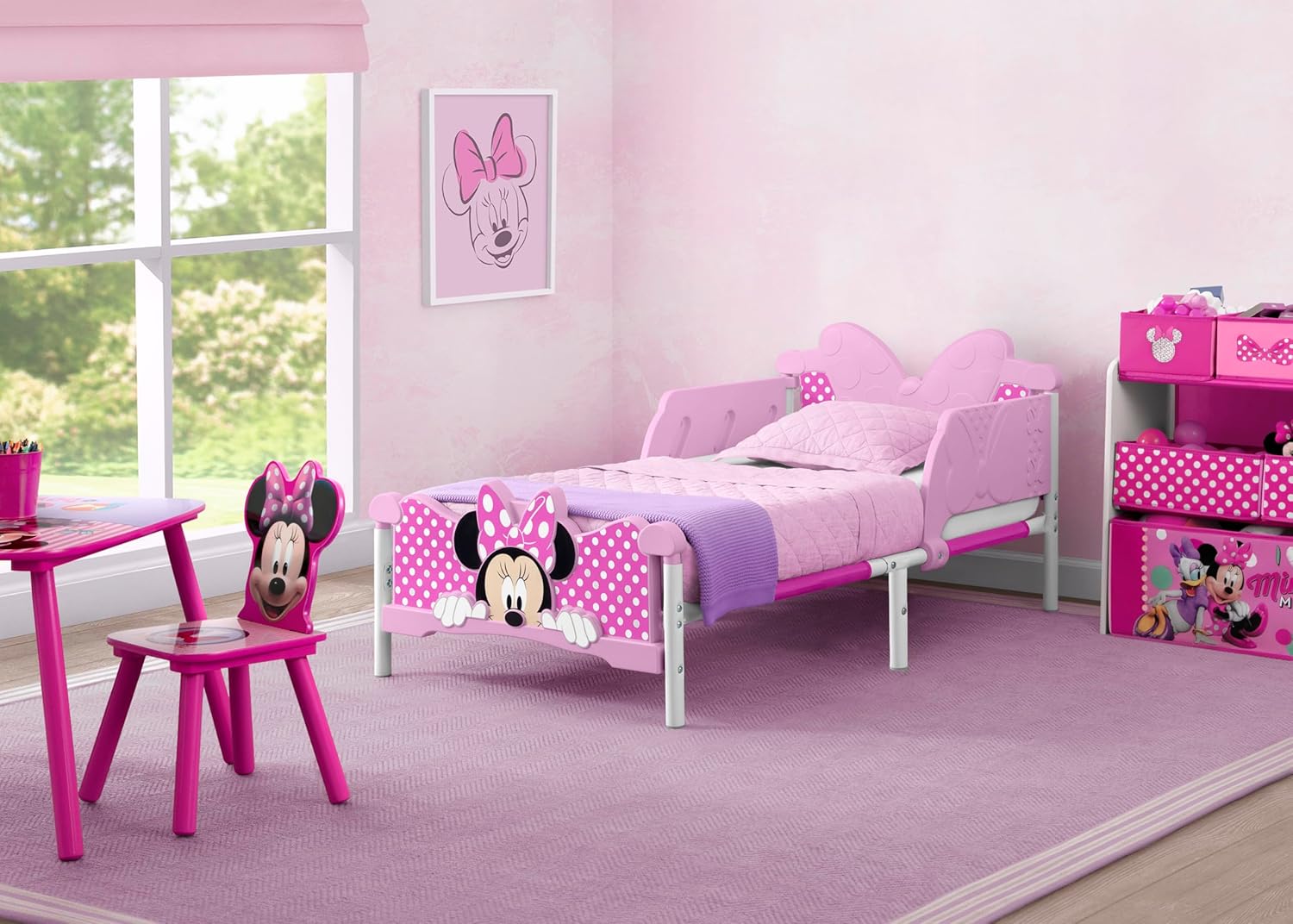 Alternative view of Delta Children Minnie Mouse 3D Toddler Bed, Pink