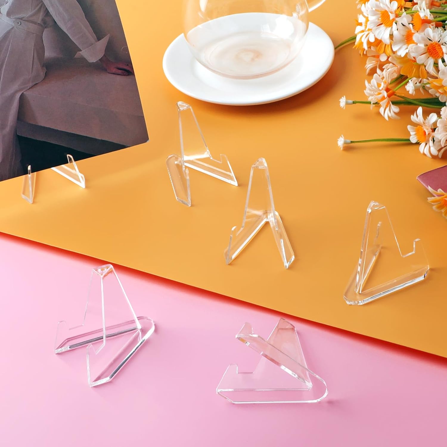 NIUBIER 30 Pack Arcylic Card Display Stands, Mini Clear Easel Stand Holder for Sports Graded Challenge Coin Trading Baseball Psa Football Card