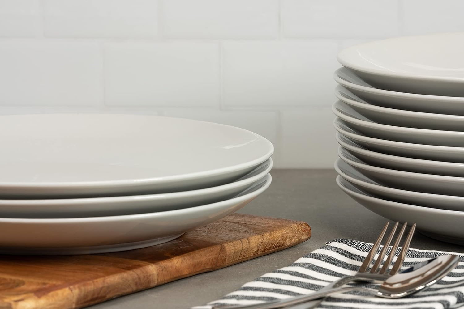 10 Strawberry Street 10.5" Catering Coupe Dinner Plate, Set of 12,White