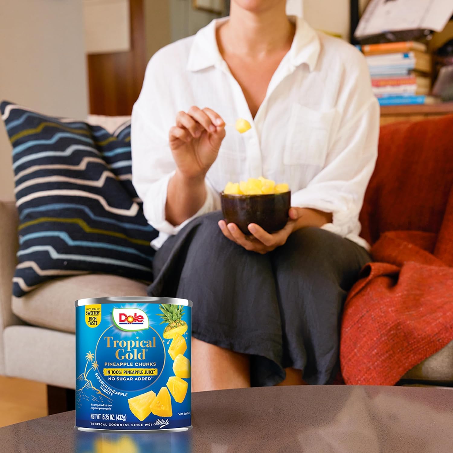 Dole Canned Fruit, Tropical Gold Pineapple Chunks in 100% Pineapple Juice, Gluten Free, Pantry Staples, No Sugar Added, 15.25 Oz, 12 Count - Image 5