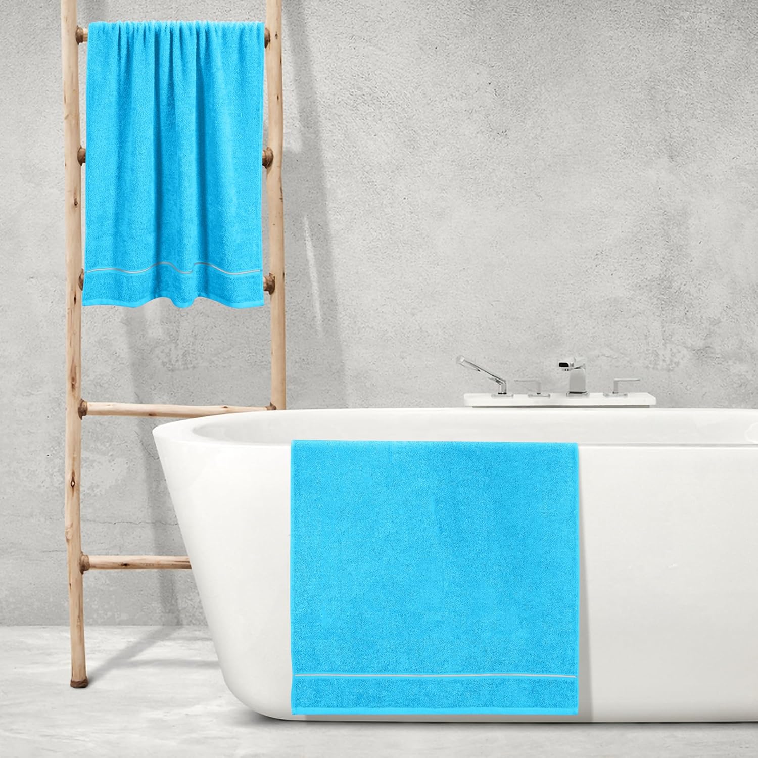 MyOwn Ultra Soft 4 Pack Oversized Bath Towel Set 27x54 inches, 100% Cotton Bath Towels, Highly Absorbant Compact Quickdry & Lightweight Towel, Ideal for Gym Travel Camp Pool - Turquoise Blue - Image 4
