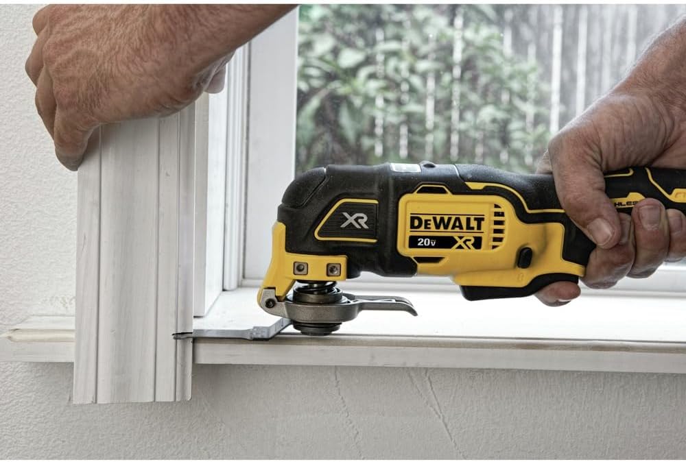 DEWALT 20V MAX XR Oscillating Tool Kit with Blades, 3 Speed Cordless Brushless Multitool, Up to 20,000 OPM, LED Light, Battery and Charger Included (DCS356C1)