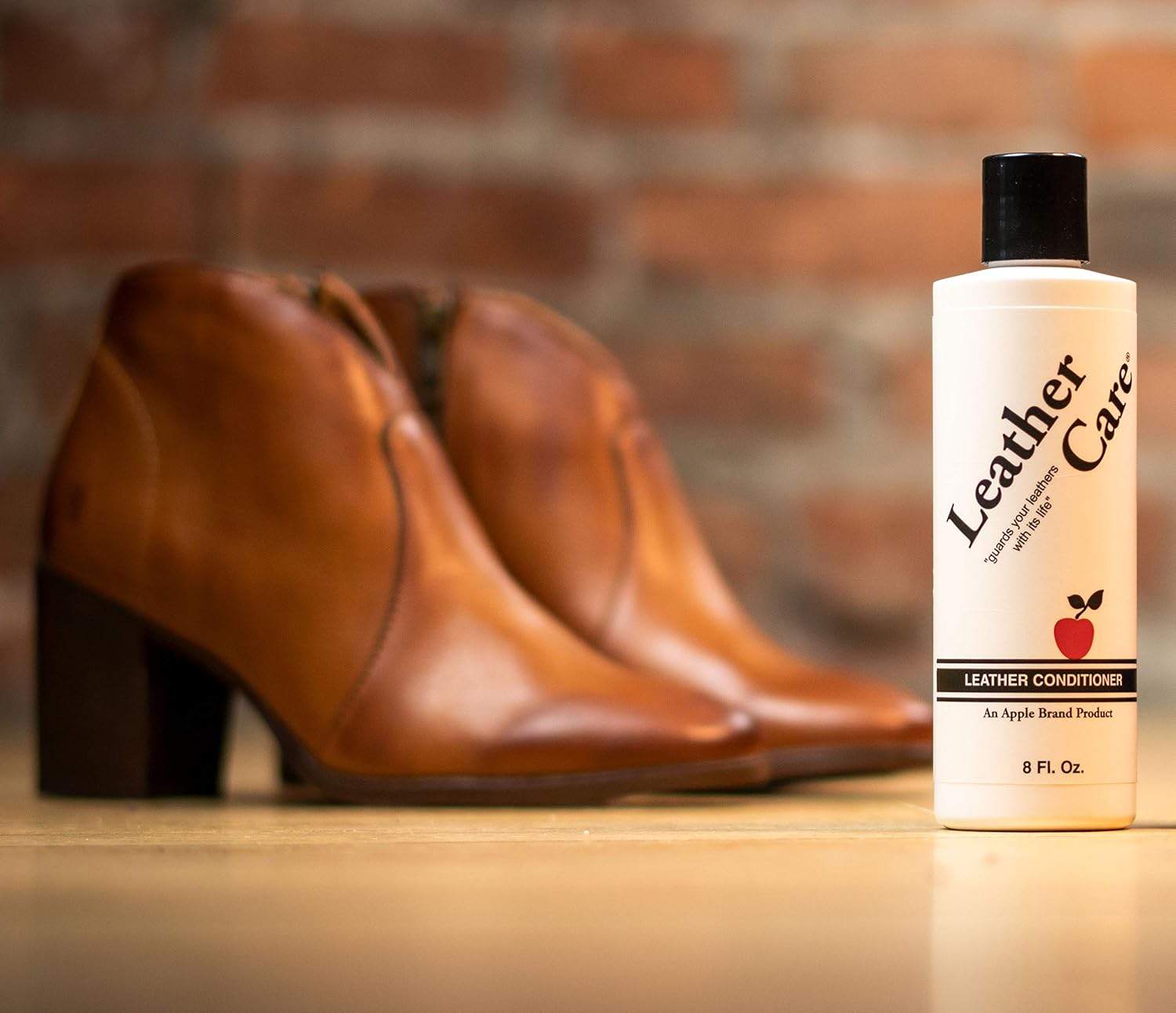 Alternative view of Apple Leather Care Leather Conditioner 8oz Bottle