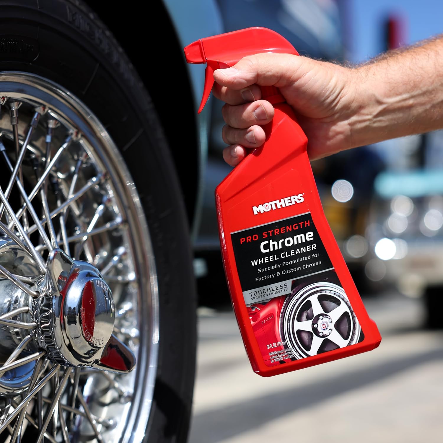 Mothers Pro-Strength Chrome Wheel Cleaner, 24 oz. u2014 Safely Cleans Chrome & Roughcast Aluminum Mag Wheels, Removes Brake Dust, Grease, Dirt & Grime with Easy Spray-On, Hose-Off Formula (05824)