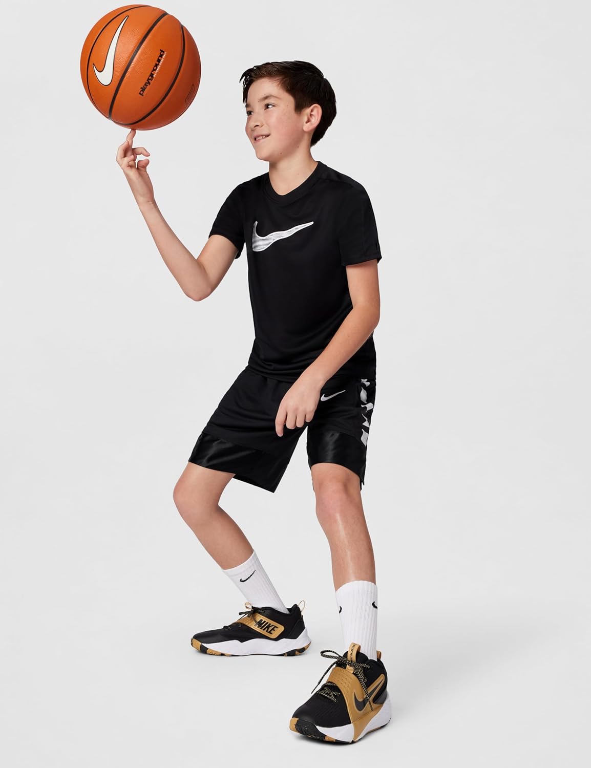 Nike Kids' Team Hustle D Basketball Shoes
