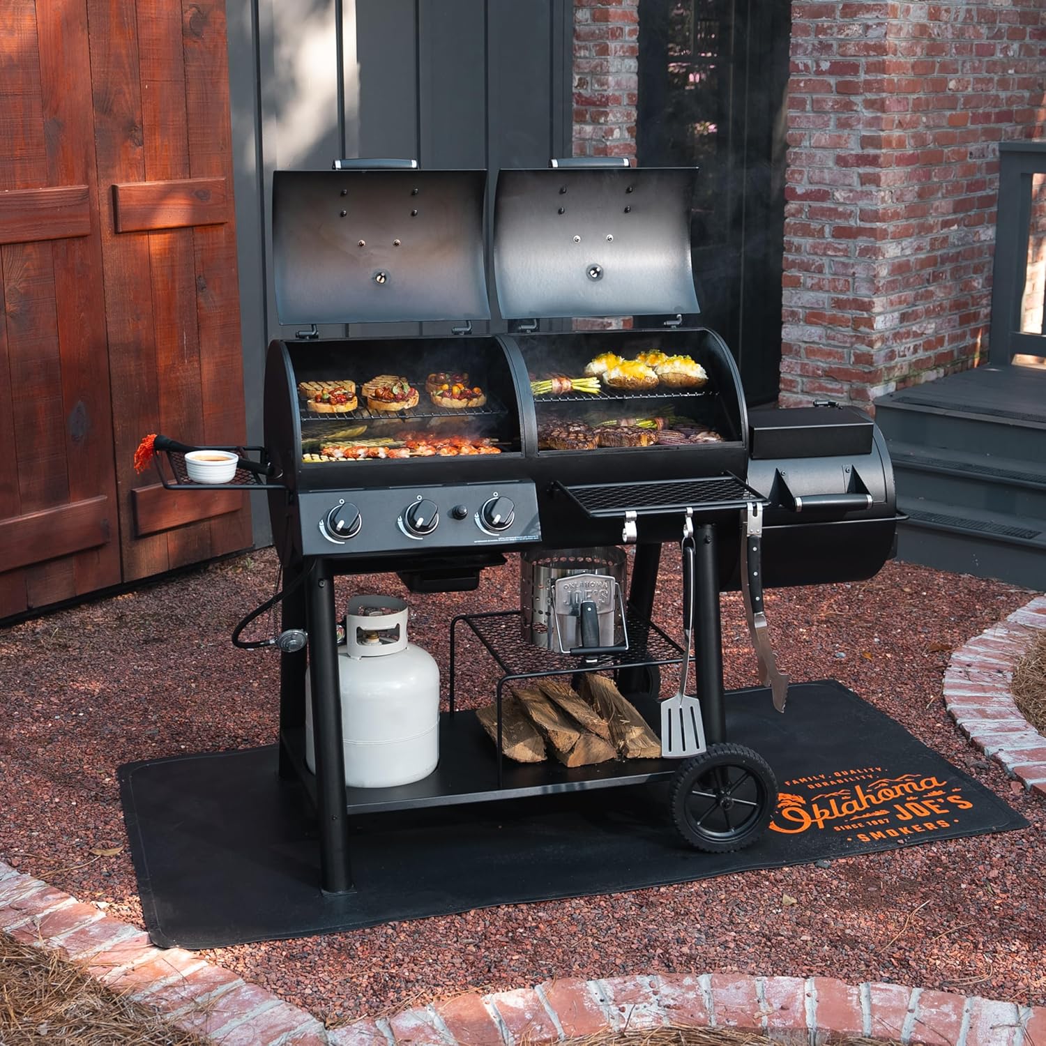 Oklahoma Joe's Canyon Combo Charcoal and Gas Smoker & Grill, Black - 24203004