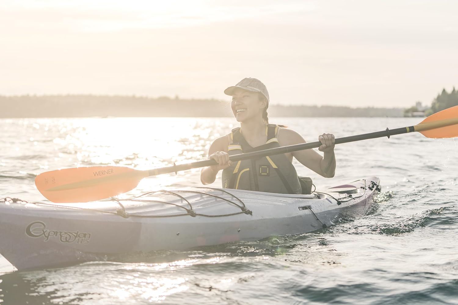 Onyx U.S. Coast Guard and Transport Canada Approved MoveVent Dynamic Paddle Vest for Adults for Kayaking, Canoeing, Stand Up Paddleboarding