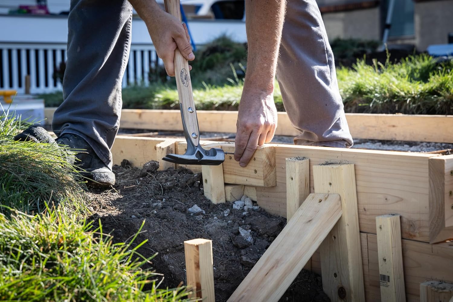 VAUGHAN DALLUGE 16 oz Titanium Hammer, Magnetic Nail Holder, Milled Face, VN07180