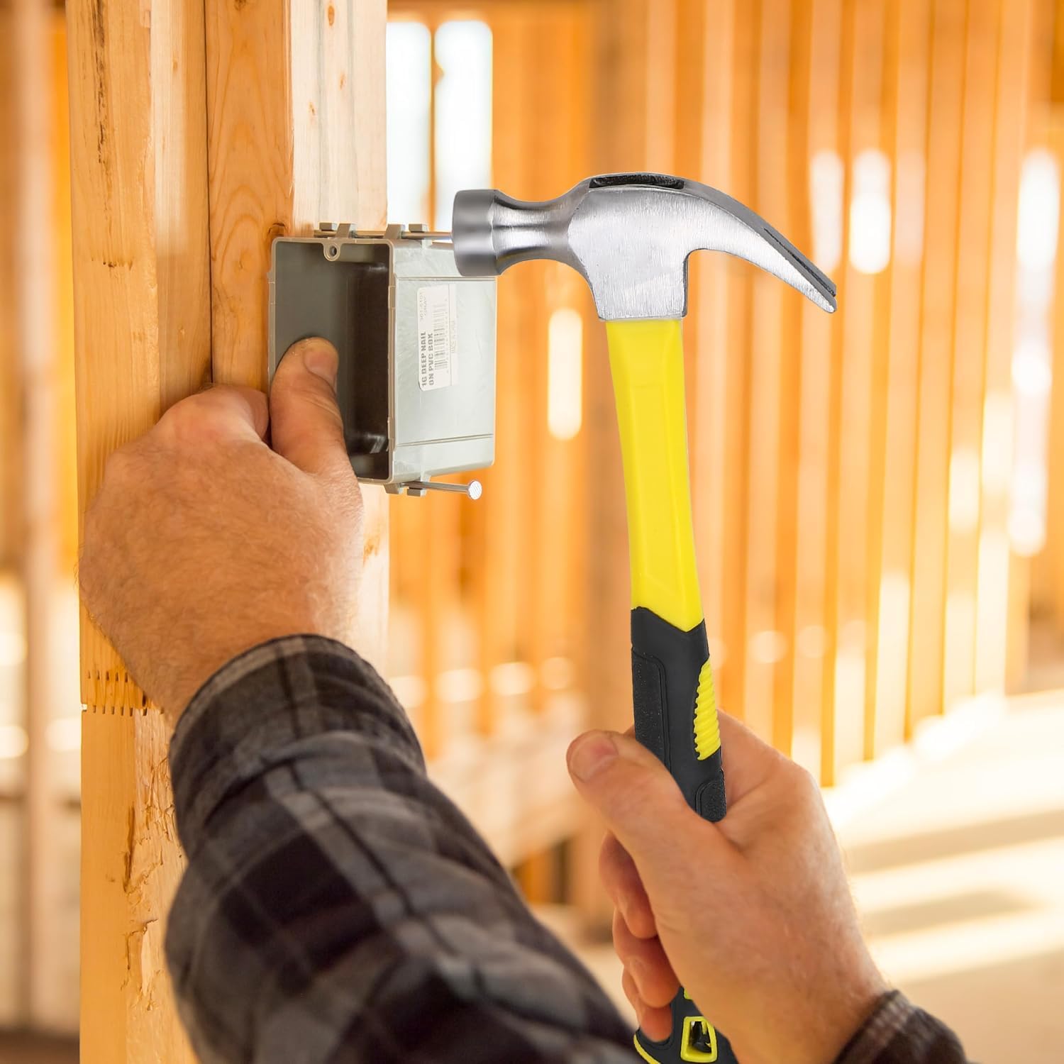 Yellow 11 oz Straight Rip Claw Hammer with Smooth Face Shock Reduction Grip Hammers Tools One Piece Forged Nail Hammer for House DIY