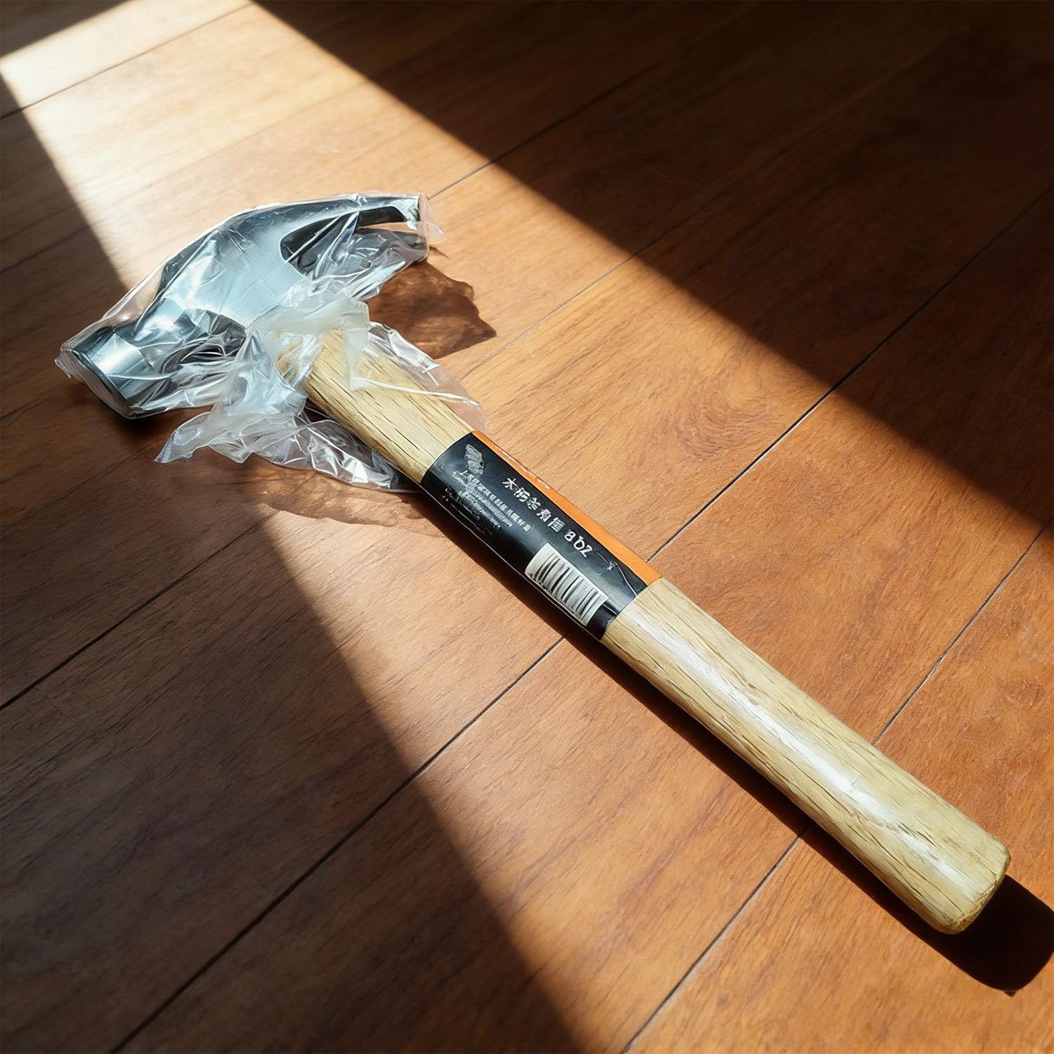 8.8 Ounce Claw Hammer,Forged Carbon Steel Head Small hammer Wood Hammer Solid wood handle claw hammer for Home Repair& DIY