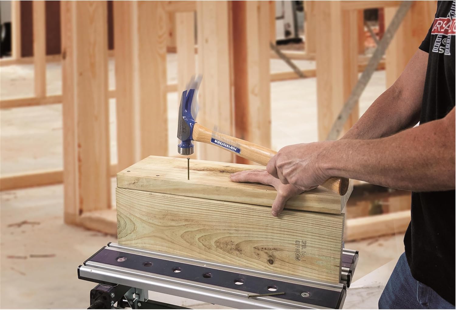 VAUGHAN CF2P California Framer Hammer, 19 oz Smooth, Nail Starter, Made In The USA, VN11601