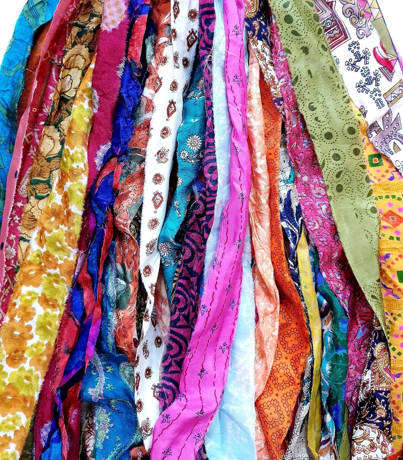 Vintage Fabrics Crafts 21 Yards Unstitched Recycled Sari Silk Yarn Ribbon Tassels 21 Strips SKEINS Shades Recycled Journal Scrapbook Craft Project Decor DS360
