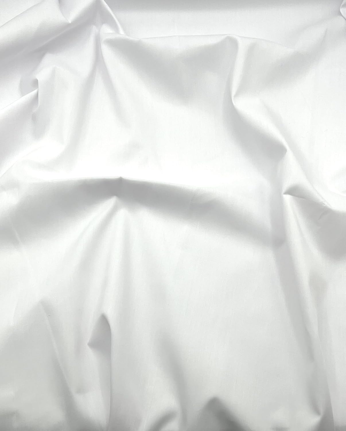 EOVEA - Cotton Polyester Fabric by The Yard u2013 60" Wide Broadcloth Fabric, Soft, Lightweight & Breathable Material for Lining, Curtains, Bedding, Skirts, Sewing Projects (White, 1 Yard)