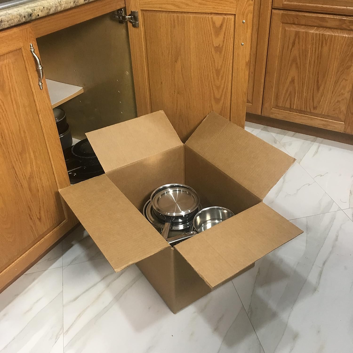 uBoxes Moving Boxes Bundles Medium Boxes 18" x 14" x 12" - Medium Boxes (Pack of 15)