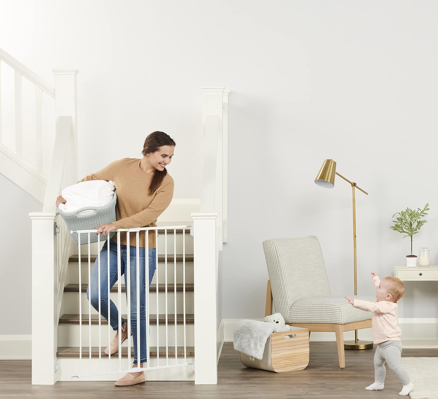 Alternative view of Regalo 2-in-1 Extra Tall Easy Swing Stairway and Hallway Walk Through Baby Gate, White, 24" - 40.5" Wide