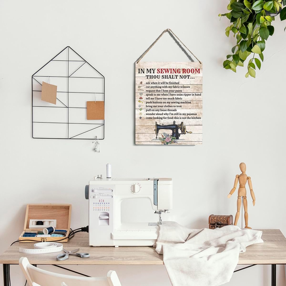 YCYD In My Sewing Room Wall Art Sewing Supplies Home Decor Wall Decor for Sewing Lovers gifts Wooden Hanging Sign Gift for Sewing Room Store Home Decor 10x8 In