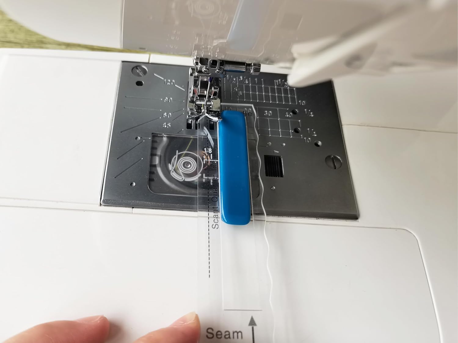 HONEYSEW Super Easy Seam Guide Setter - 1 Seam Guide Setter and 2 Seam Guides,Take The Guesswork Out of Achieving Precise ¼u201D Seams. (Super Easy Seam Guide Setter)