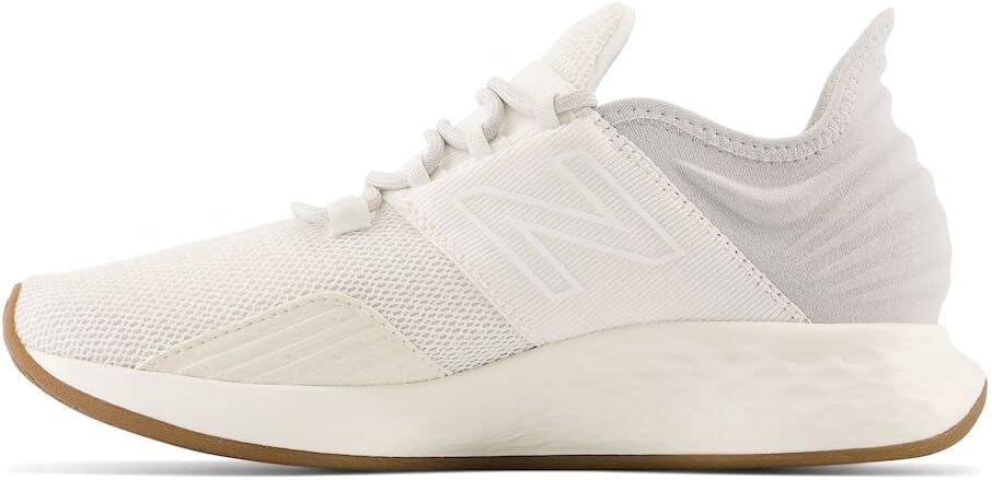 New Balance Women's Fresh Foam Roav V1 Sneaker