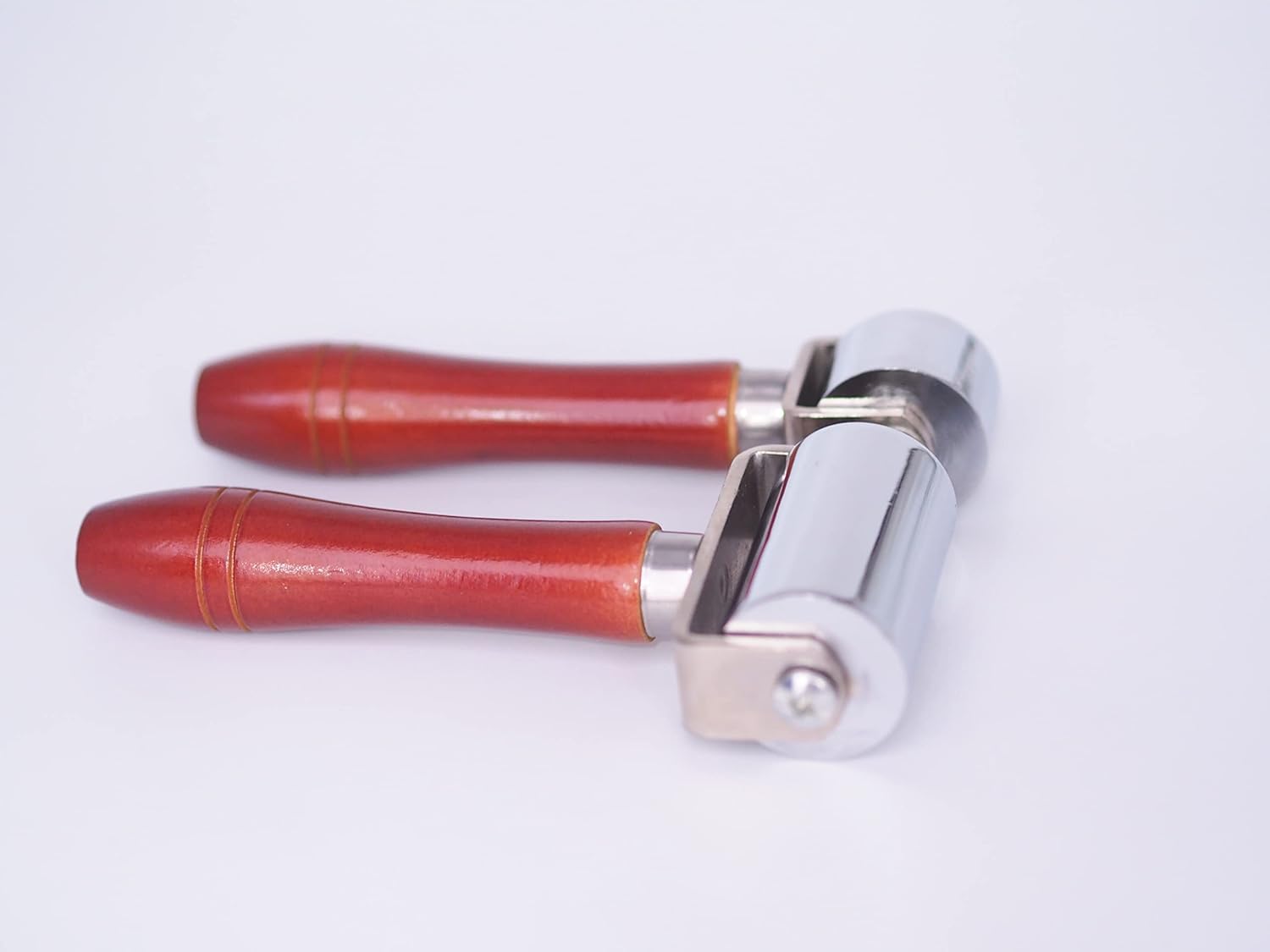 Leathercraft Rollers Leather Gluing Roller Creasing Wheels 2 Sizes Pack and Glue Spreader - Image 6