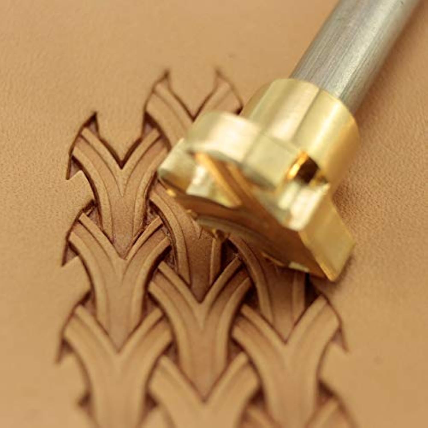 DandS ltd Basket Weave Leather Stamp Tool, Professional Metal Craft Tool for Leatherworking, Embossing, Carving & Stamping Projects (Celtic Knot 0.47 x 0.47 inch 107) - Image 3