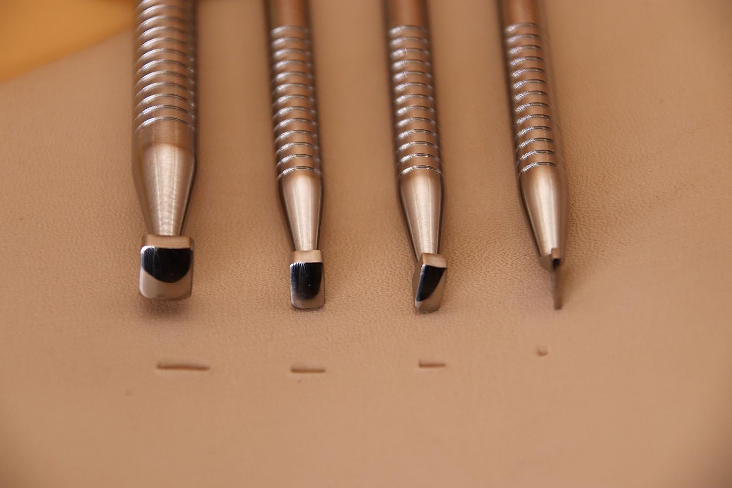 Alternative view of Leather Stamping Tool in Stainless Steel Smooth Angle Beveler Beveling Set 4pcs Undercut Stamps Carving DIY LeatherCrafts Kit