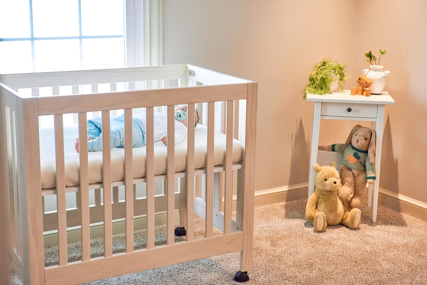 Naturepedic Organic Mini Crib Mattress - Breathable & Lightweight Infant & Toddler Mattress - Waterproof Baby Bed Mattress for Crib - Non-Toxic Mattress for Baby and Toddler Bed - 23.5" x 37.5" x 3"