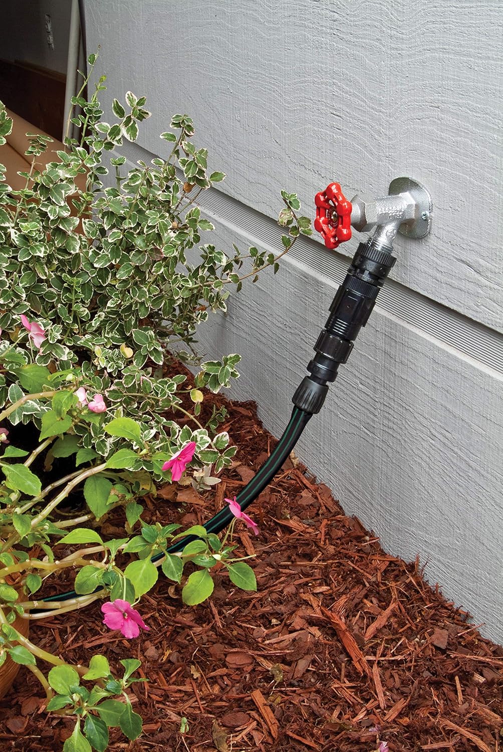Rain Bird FCKIT-1PK Drip Irrigation Easy Fit Faucet Connection Kit for 1/2" Tubing, Includes Pressure Regulator and Filter
